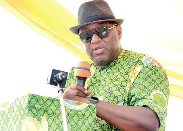Dr Koku Awoonor